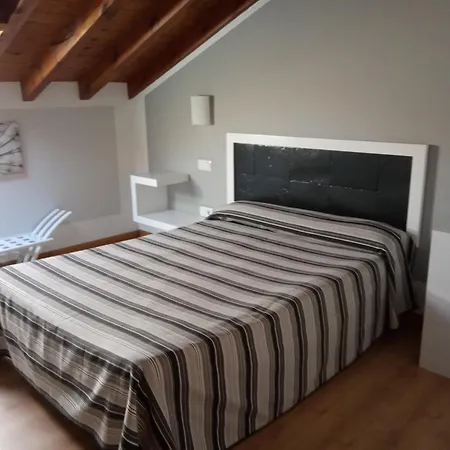 Apartamentos Vallines Apartment *